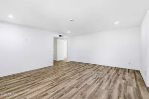 4136 W Caron St, Phoenix, AZ 85051 - Photo 9