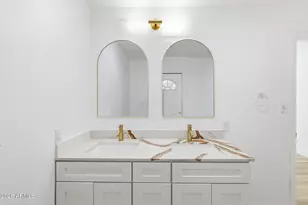 4136 W Caron St, Phoenix, AZ 85051 - Photo 27