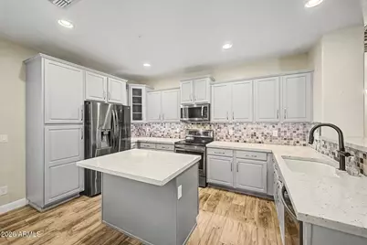 7103 W Lone Tree Trail, Peoria, AZ 85383 - Photo 9