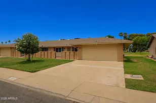 10646 W Tropicana Cir, Sun City, AZ 85351 - Photo 3