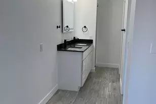 6911 W Vermont Ave, Glendale, AZ 85303 - Photo 9