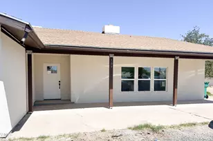 109 Encanto Dr, Holbrook, AZ 86025 - Photo 3