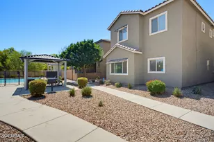 7227 S 17th Dr, Phoenix, AZ 85041 - Photo 1