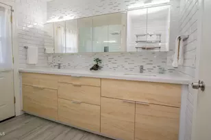 3531 E Becker Ln, Phoenix, AZ 85028 - Photo 33