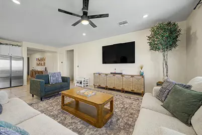 2540 W Grenadine Road, Phoenix, AZ 85041 - Photo 13