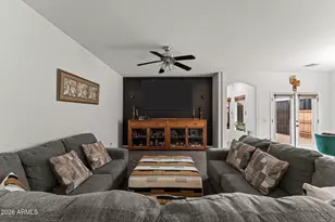 27170 S Bennett Way, Congress, AZ 85332 - Photo 3