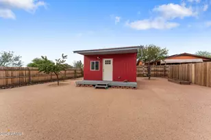 27170 S Bennett Way, Congress, AZ 85332 - Photo 23