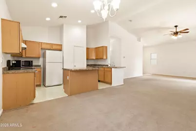 1733 E Desert Breeze Place, Casa Grande, AZ 85122 - Photo 9