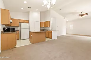 1733 E Desert Breeze Pl, Casa Grande, AZ 85122 - Photo 9