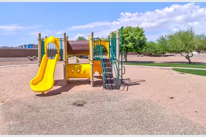 1733 E Desert Breeze Place, Casa Grande, AZ 85122 - Photo 13