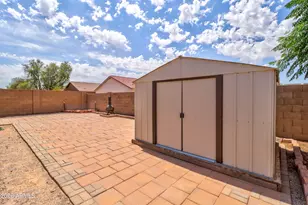1733 E Desert Breeze Pl, Casa Grande, AZ 85122 - Photo 5