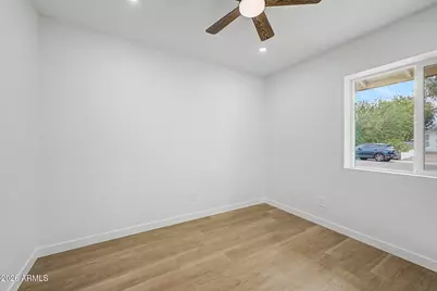 1134 N 60th Drive, Phoenix, AZ 85043 - Photo 15