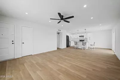 1134 N 60th Drive, Phoenix, AZ 85043 - Photo 9