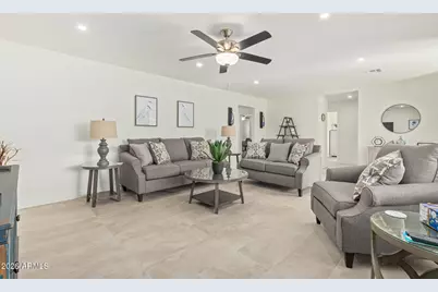 9830 W Evergreen Drive, Sun City, AZ 85373 - Photo 9