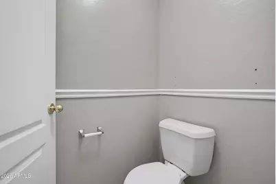 5629 S 21st Place, Phoenix, AZ 85040 - Photo 11
