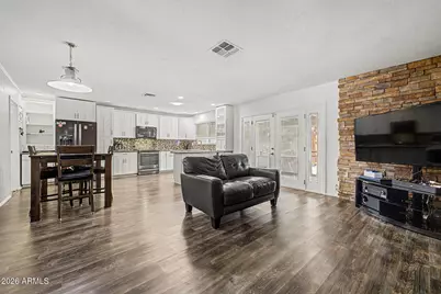 2214 E Holmes Avenue, Mesa, AZ 85204 - Photo 15