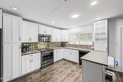 2214 E Holmes Avenue, Mesa, AZ 85204 - Photo 17