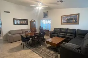 3706 E Desert Flower Ln, Phoenix, AZ 85044 - Photo 9