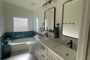 3706 E Desert Flower Ln, Phoenix, AZ 85044 - Photo 11