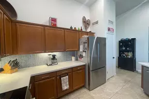 3706 E Desert Flower Ln, Phoenix, AZ 85044 - Photo 7