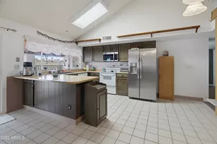 4020 W Corrine Dr, Phoenix, AZ 85029 - Photo 11