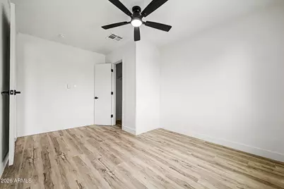7407 W Monte Vista Road, Phoenix, AZ 85035 - Photo 13