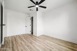 7407 W Monte Vista Rd, Phoenix, AZ 85035 - Photo 13