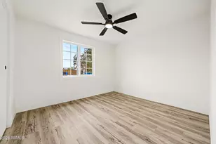 7407 W Monte Vista Rd, Phoenix, AZ 85035 - Photo 17