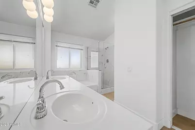 351 W Amoroso Drive, Gilbert, AZ 85233 - Photo 17