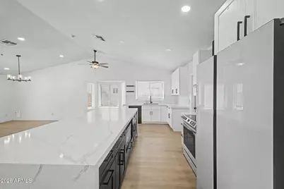 351 W Amoroso Drive, Gilbert, AZ 85233 - Photo 11