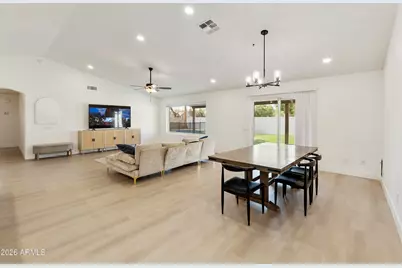 351 W Amoroso Drive, Gilbert, AZ 85233 - Photo 5