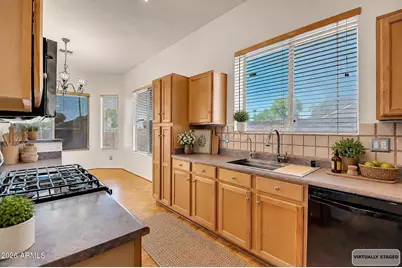 24250 N 39th Avenue, Glendale, AZ 85310 - Photo 5