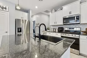 14154 W Voltaire St, Surprise, AZ 85379 - Photo 7
