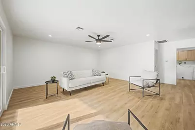 202 S Kenneth Place, Chandler, AZ 85226 - Photo 11