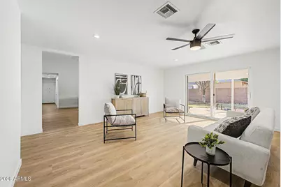 202 S Kenneth Place, Chandler, AZ 85226 - Photo 9