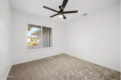 202 S Kenneth Place, Chandler, AZ 85226 - Photo 25