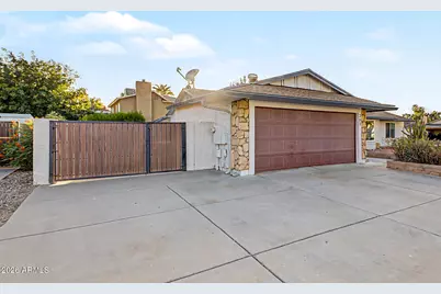 202 S Kenneth Place, Chandler, AZ 85226 - Photo 3