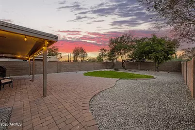 6458 W Saddlehorn Road, Phoenix, AZ 85083 - Photo 17