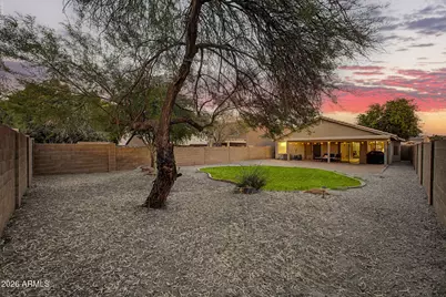 6458 W Saddlehorn Road, Phoenix, AZ 85083 - Photo 19