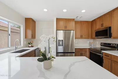 11324 W Madisen Ellise Drive, Surprise, AZ 85378 - Photo 17