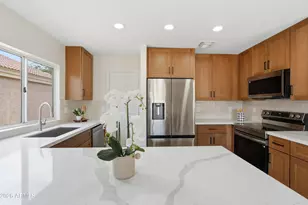 11324 W Madisen Ellise Dr, Surprise, AZ 85378 - Photo 17