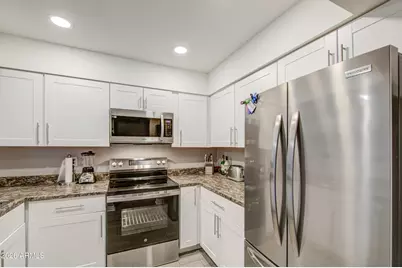 916 S Hacienda Drive #A, Tempe, AZ 85281 - Photo 9