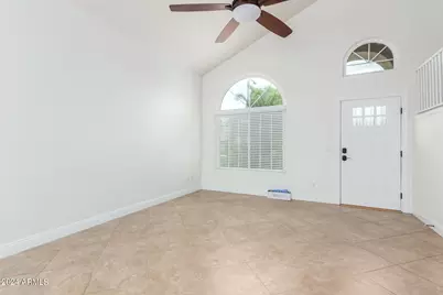 7217 W Crest Lane, Glendale, AZ 85310 - Photo 5