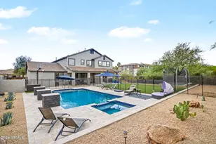 2434 W Sienna Bouquet Pl, Phoenix, AZ 85085 - Photo 67