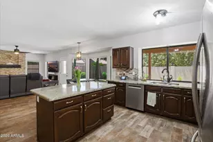 9680 S Dromedary Dr, Tempe, AZ 85284 - Photo 13