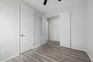 2090 S Dorsey Ln, Tempe, AZ 85282 - Photo 27