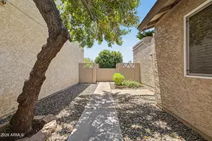 4054 E Contessa St, Mesa, AZ 85205 - Photo 5