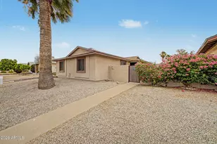 5232 W Mauna Loa Ln, Glendale, AZ 85306 - Photo 1
