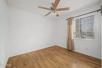 5232 W Mauna Loa Lane, Glendale, AZ 85306 - Photo 9