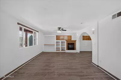602 W Circle Mountain Road, New River, AZ 85087 - Photo 13